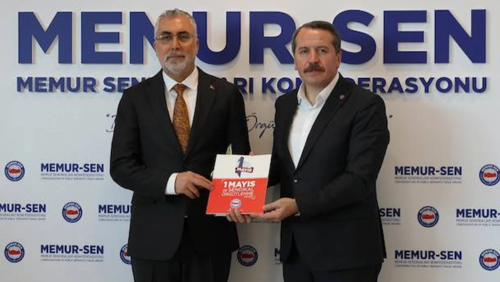 Çalışma ve Sosyal Güvenlik Bakanı Işıkhan'dan Memur-Sen'e ziyaret