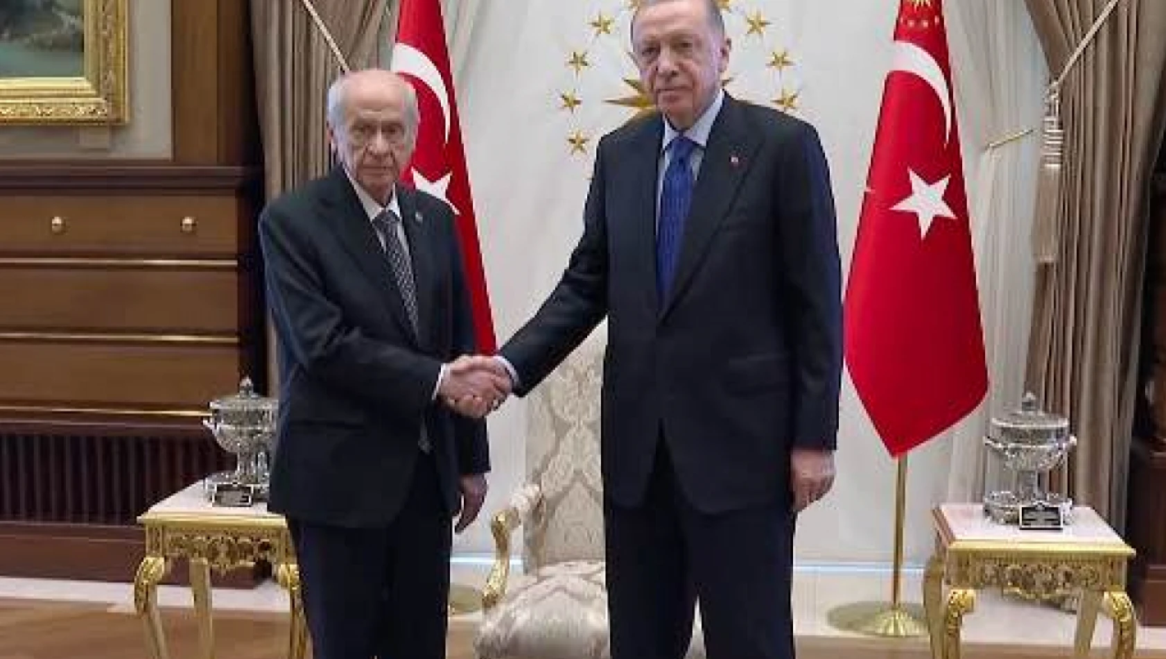 Cumhurbaşkanı Erdoğan ile Bahçeli 1 saat görüştü