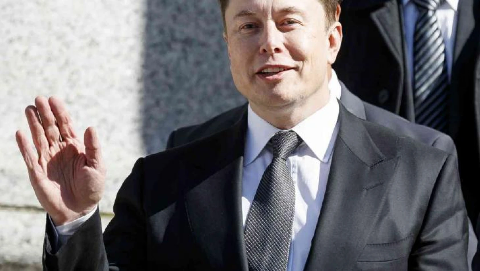 Elon Musk: 'Medeniyeti sürdürmek için petrol ve doğalgaz kullanılmaya devam edilmeli'