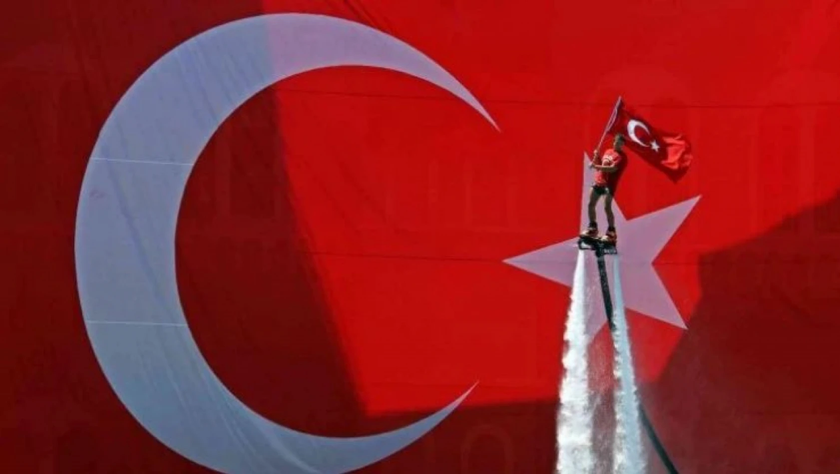 Hurdaya ayrılan Türk bayraklı gemilerin yerlerine yenilerinin inşasında yeni adım
