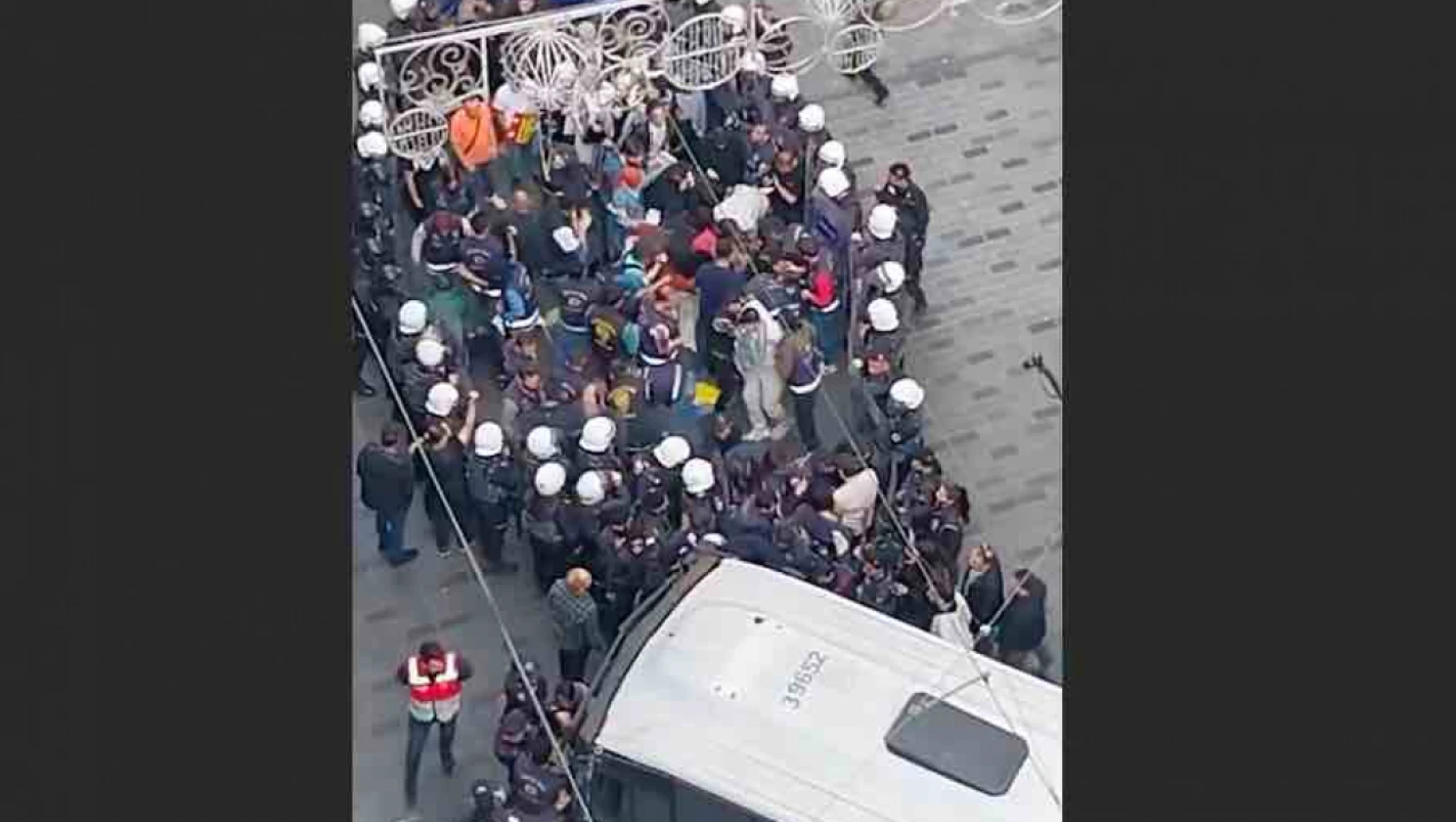 İsrail'le ticareti protesto edenlere polis çemberinde darp, ters kelepçe ve gözaltı