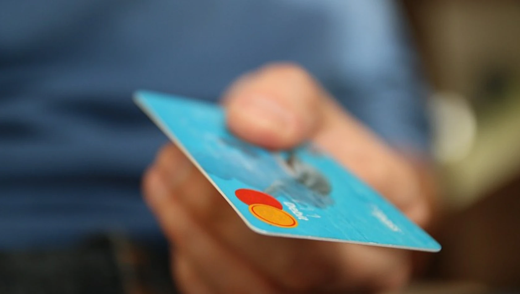 Kredi kartlarına sınırlama getirilmeli