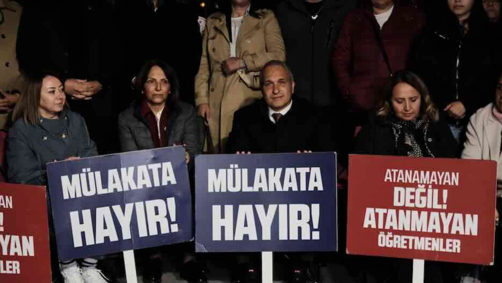 Öğretmen mülakatlarında haksızlık iddiasıyla CHP'den suç duyurusu