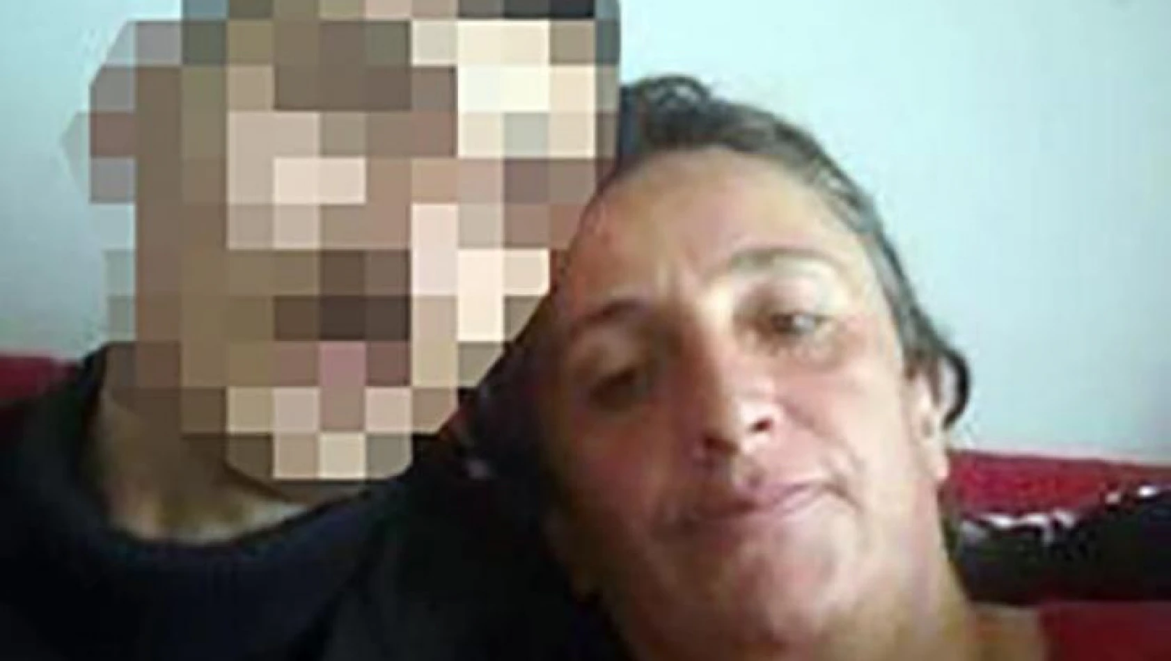 Yalnız yaşayan kadın 9 yerinden bıçaklanarak öldürüldü