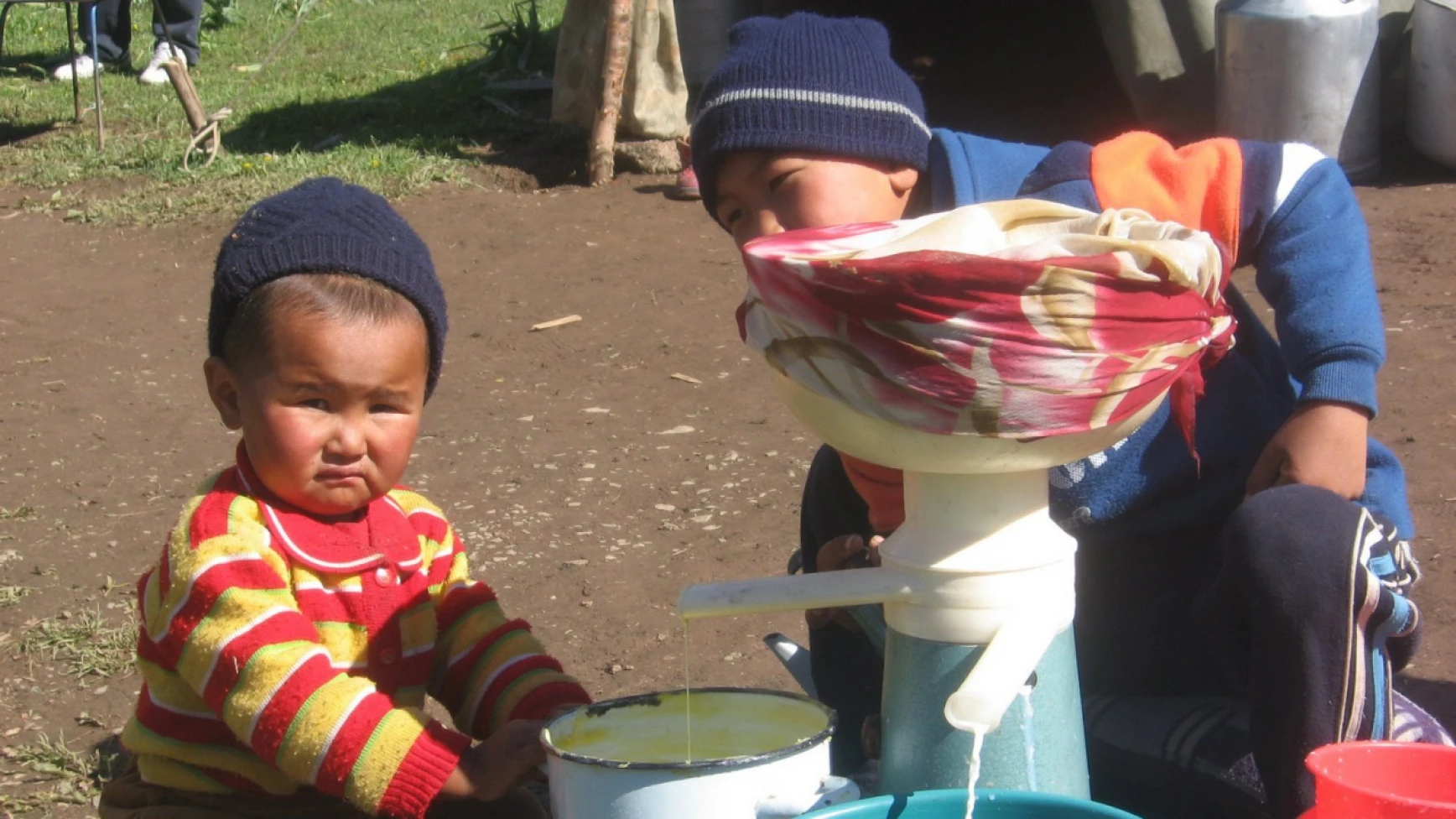 Su Samuru Yaylasında çocuk olmak