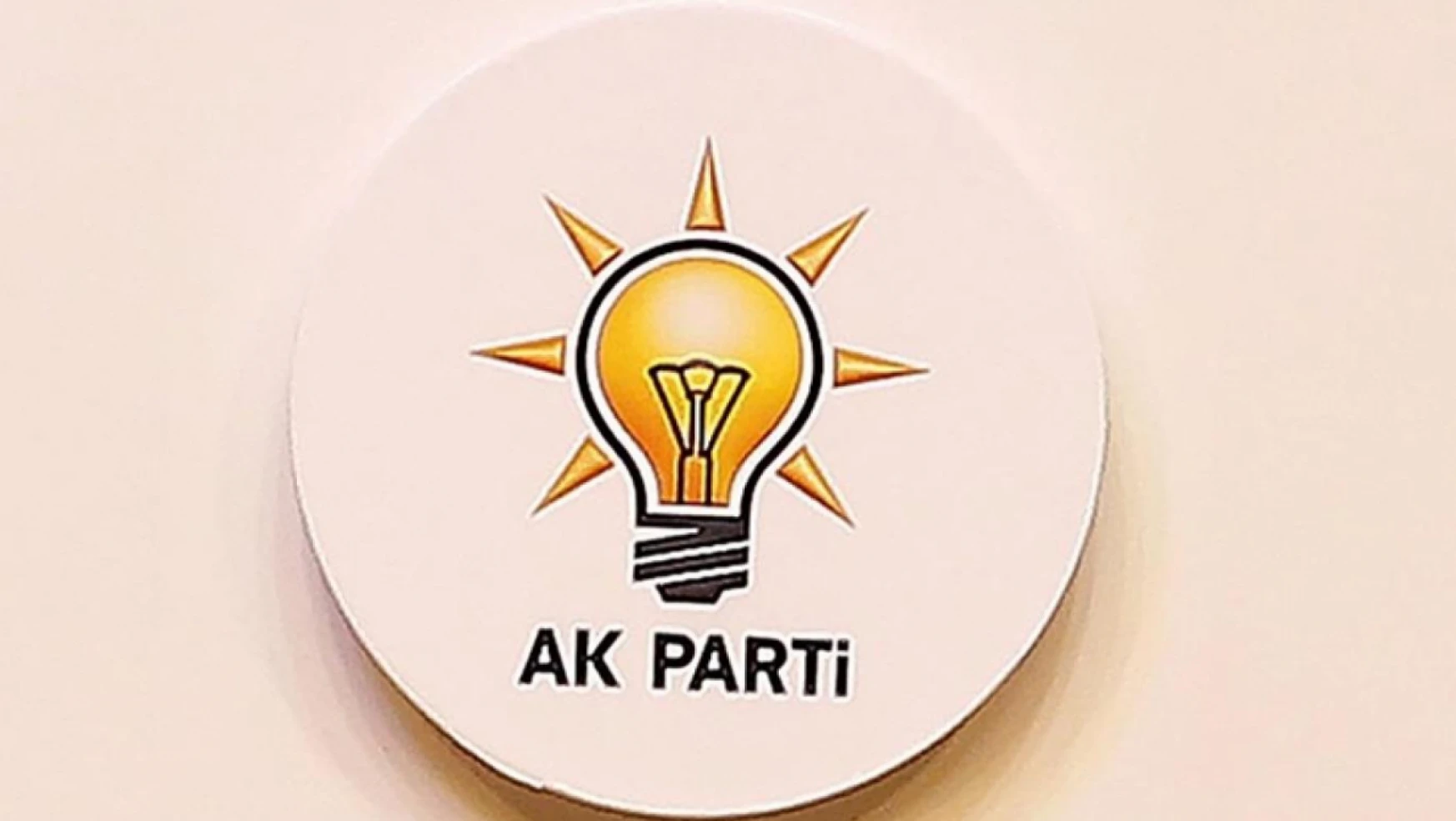 AK Parti'de ölülerle diriler ayırt edilemiyor