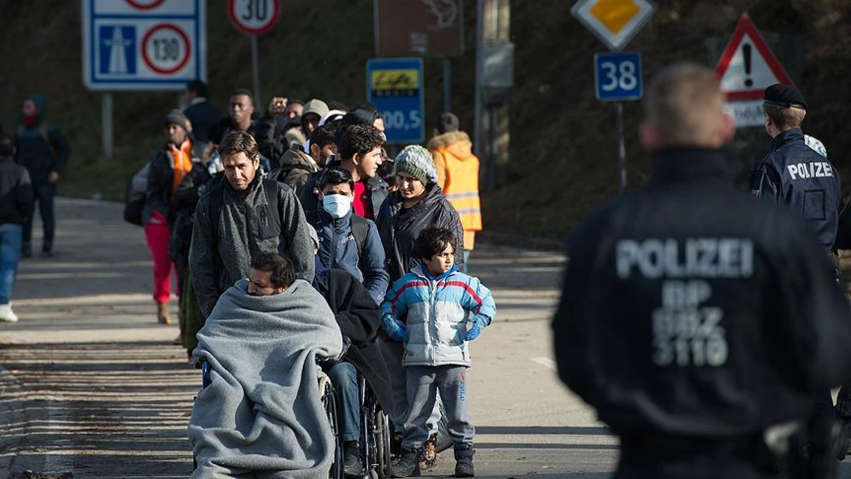 Almanya'ya günde 3 bin sığınmacı giriyor