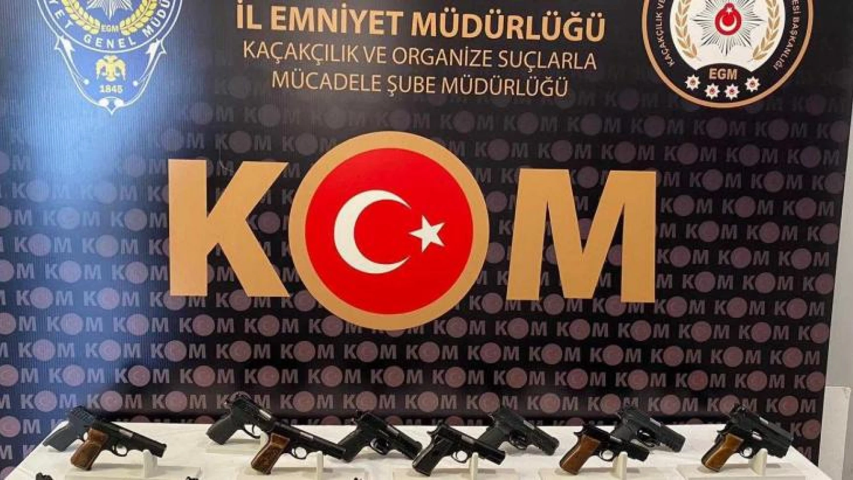 Antalya'da yasa dışı silah ticareti operasyonunda 3 tutuklama