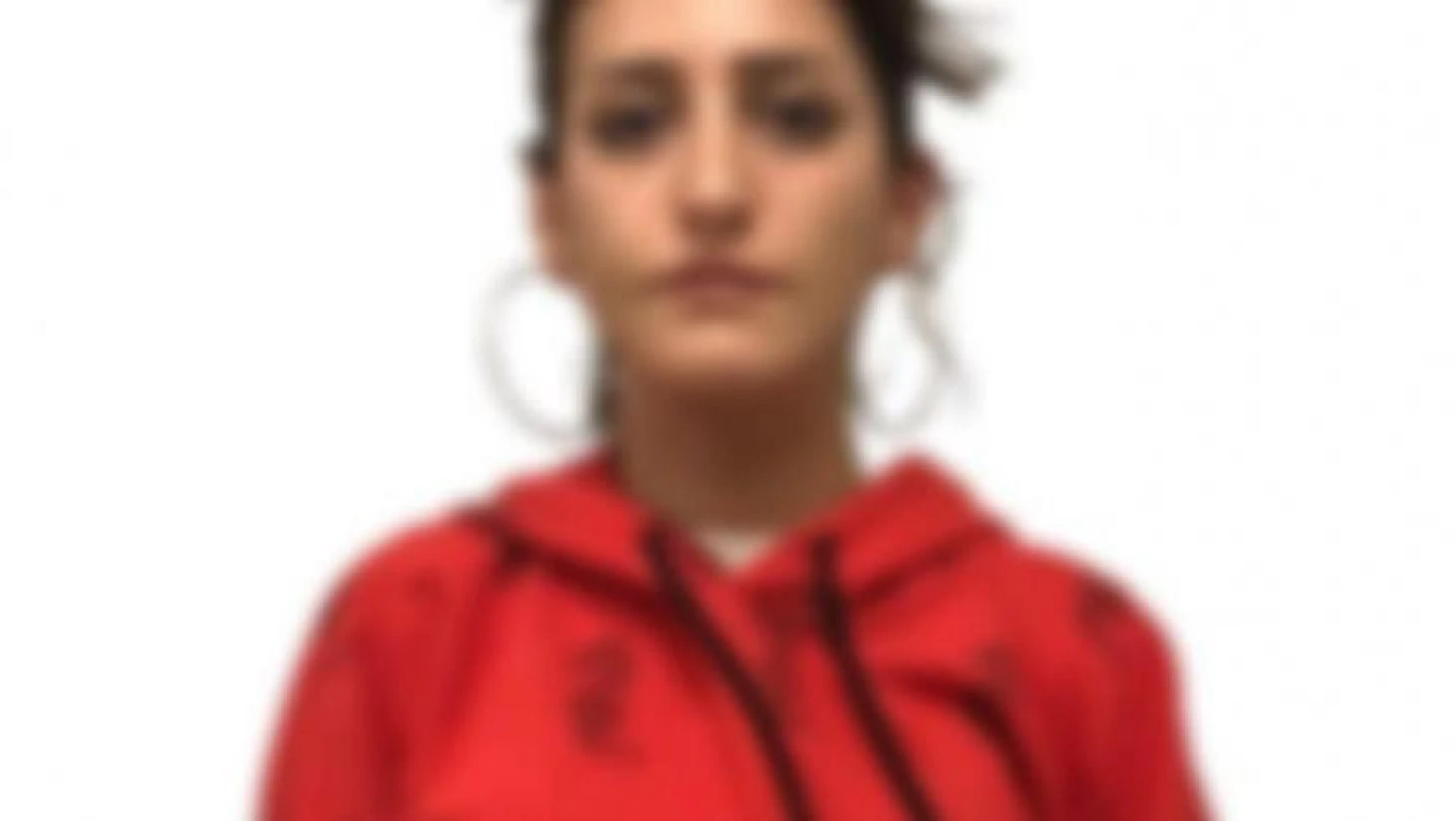 Aranan terör örgütü PKK üyesi kadın İstanbul'da yakalandı
