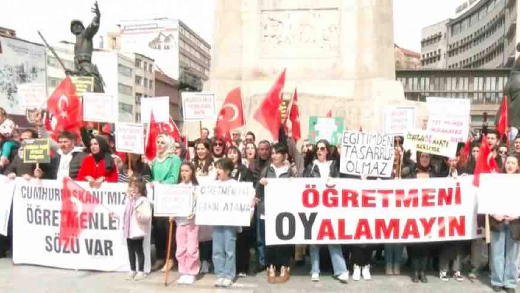 Atama bekleyen öğretmenler Ankara'da 'mülakatsız 68 bin atama' talebiyle eylem yaptı