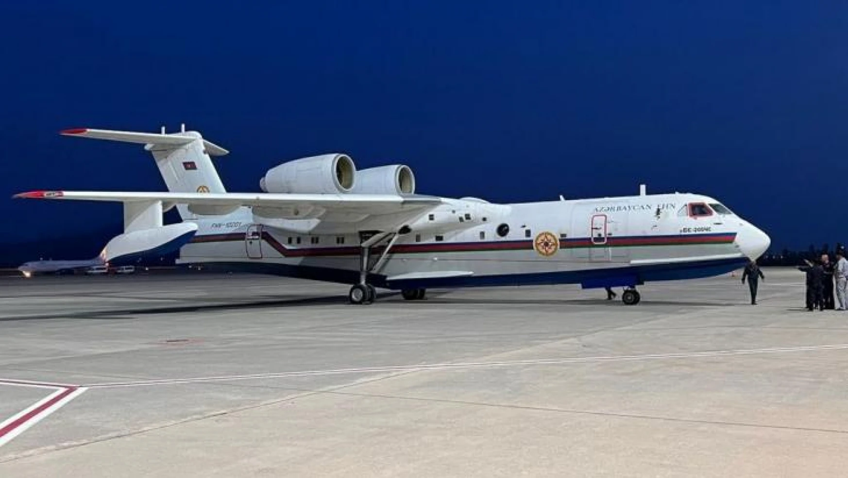 Azerbaycan'ın Marmaris orman yangını için gönderdiği amfibi uçak Muğla'ya geldi