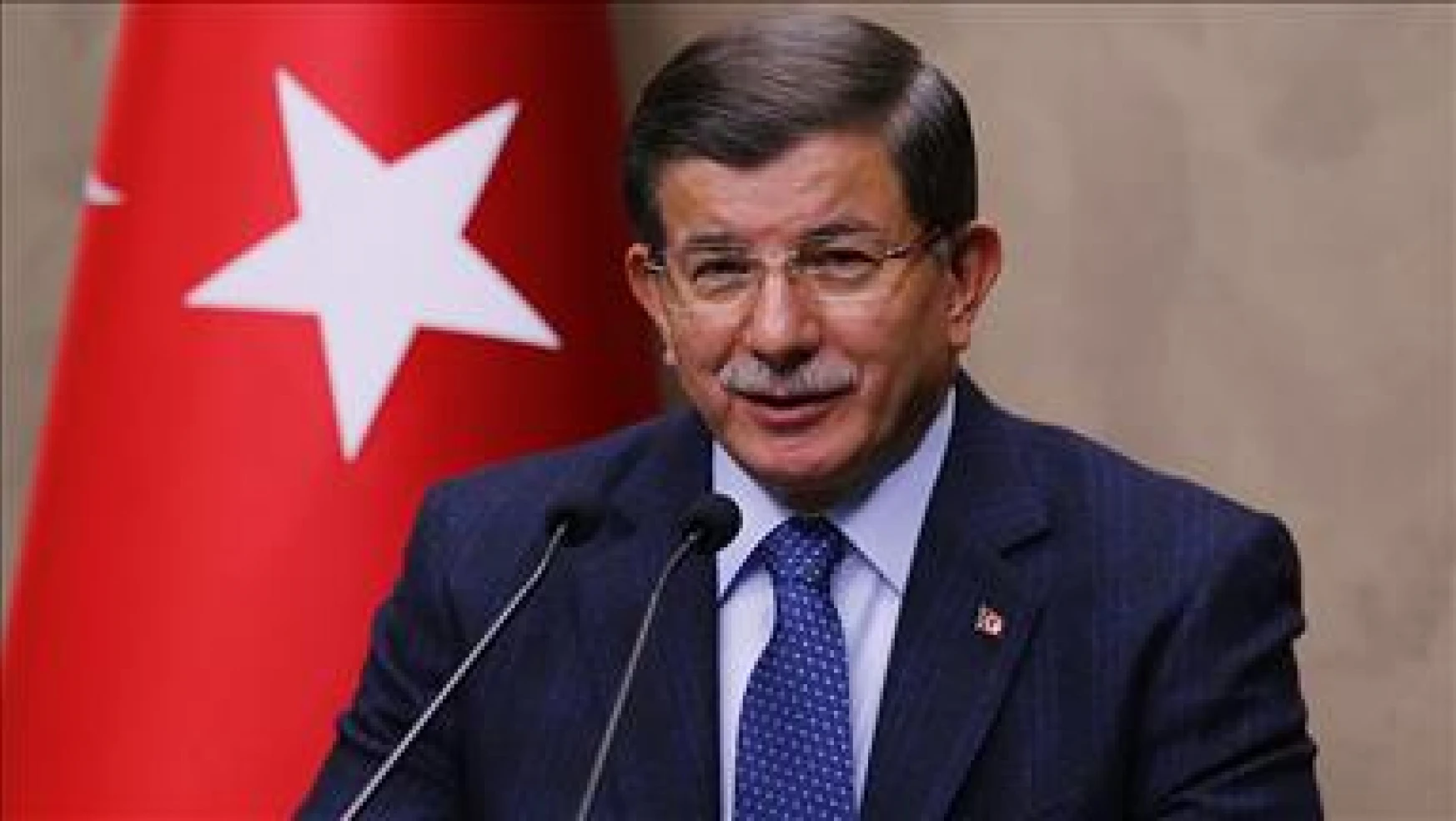 Başbakan Davutoğlu'ndan Hanuka Bayramı mesajı