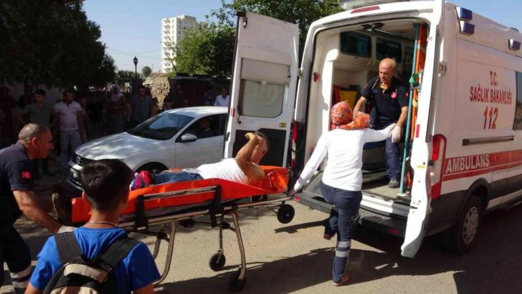 Diyarbakır'da alacak verecek meselesi kanlı bitti: 3 ağır yaralı