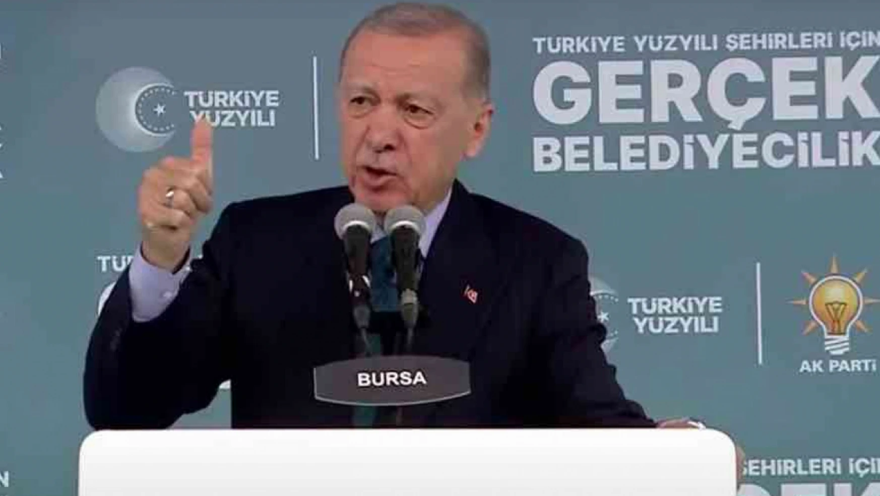 Erdoğan'dan EYT itirafı:  İçimize sinmese de milletimizden gelen talep üzerine yaptık