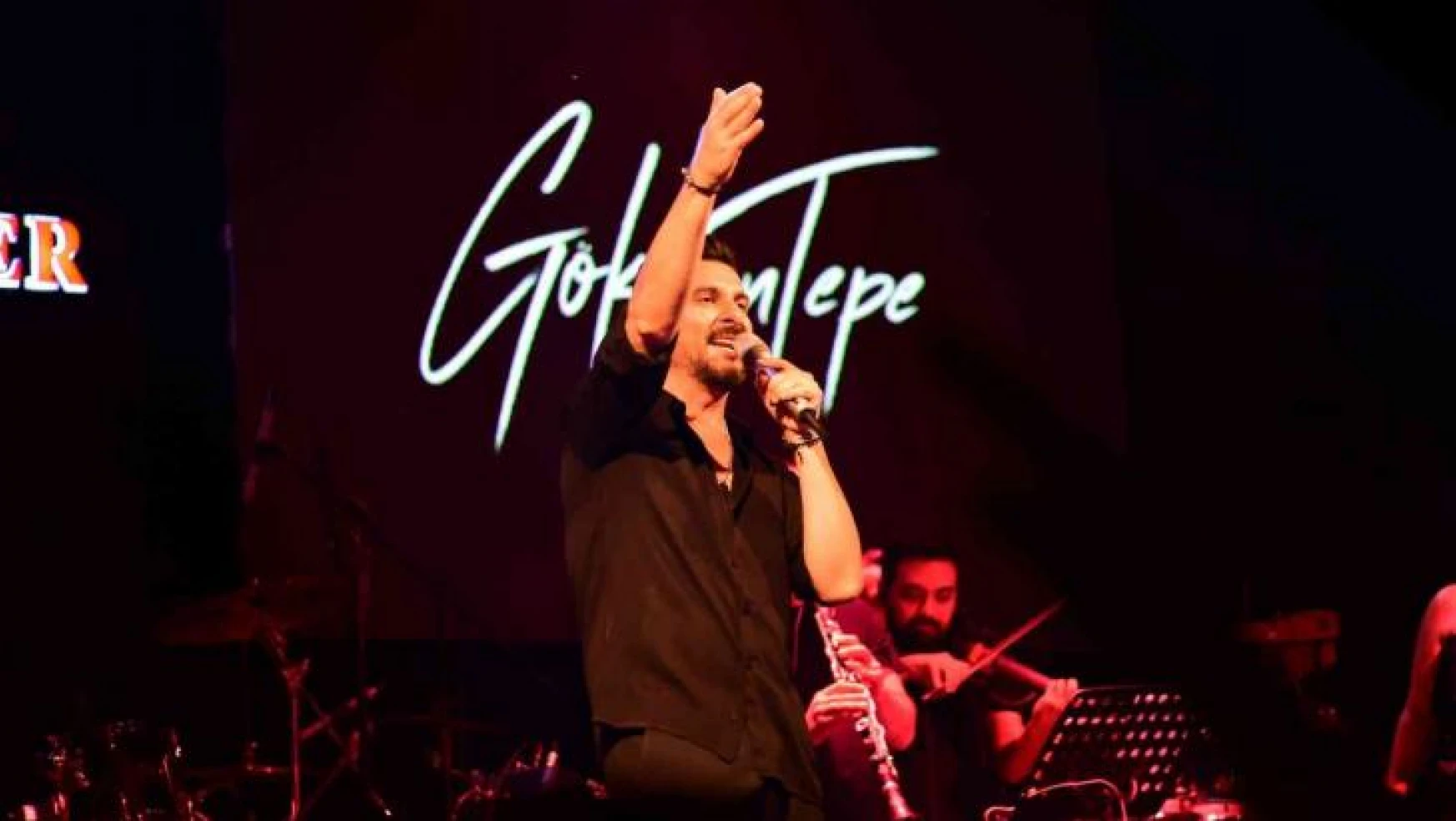 Gökhan Tepe, Ebru Gündeş'in albüm müjdesini Bursa'dan verdi