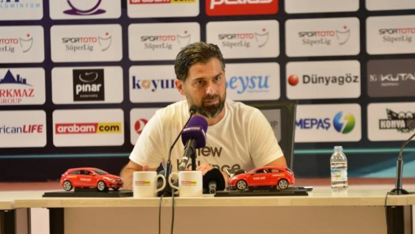 İlhan Palut: 'Daha çok atak girişimi yapan ve topa sahip olan takım Konyaspor'du'