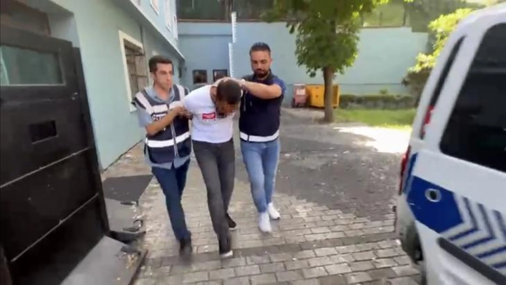 İstanbul'da biber gazlı müdahalede gözaltına alınan 6 şüpheli serbest