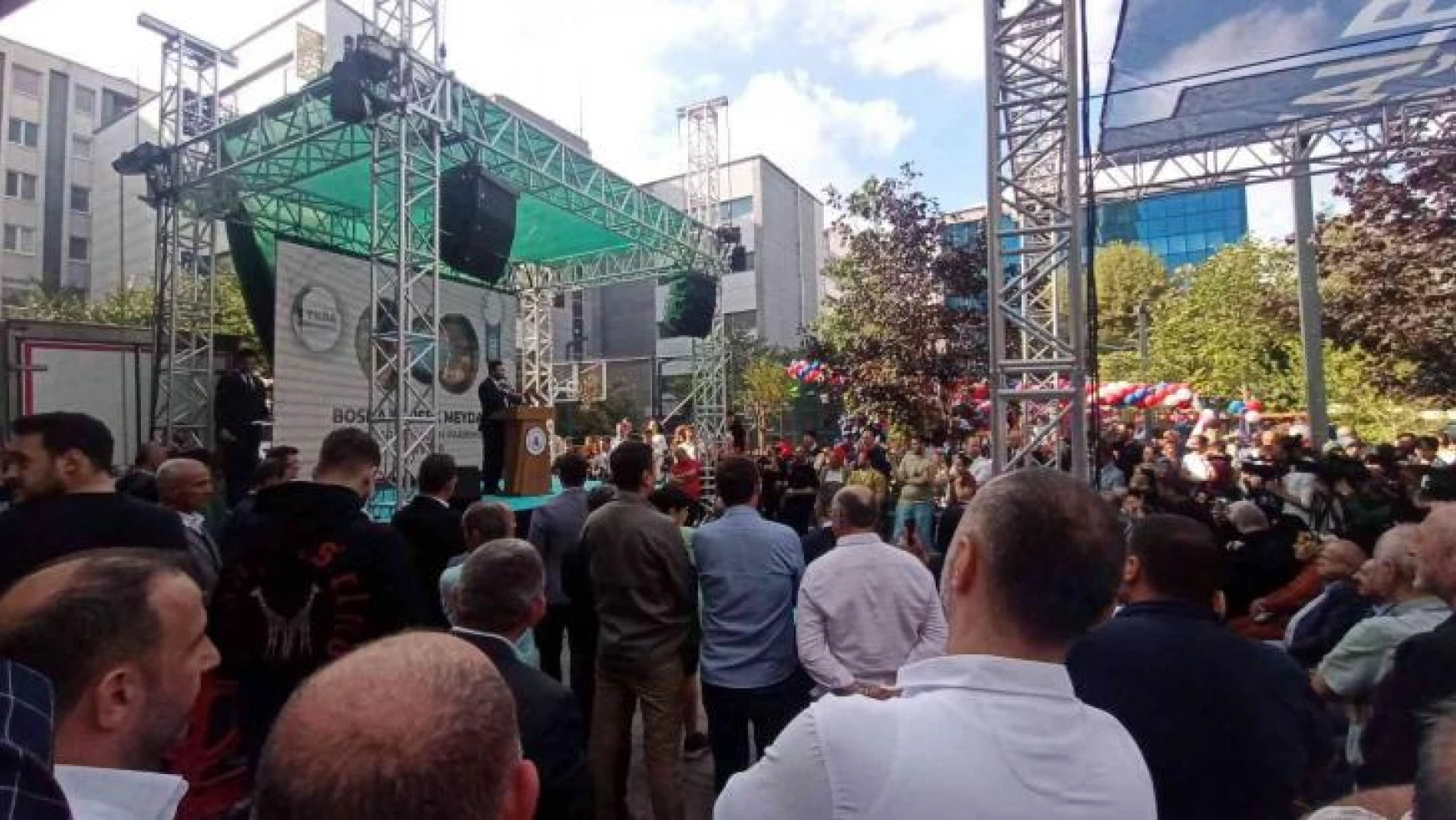 Kağıthane'de Bosna Hersek Meydanı ve Muhtar Zeki Uzun Parkı açıldı