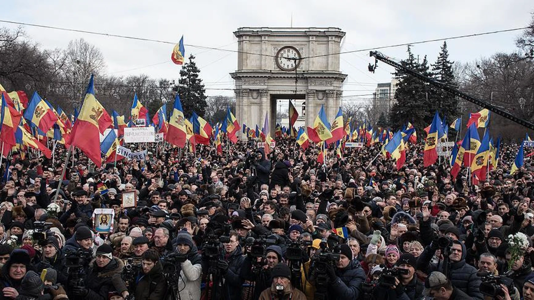 Moldova'da hükümet karşıtı gösteriler devam ediyor