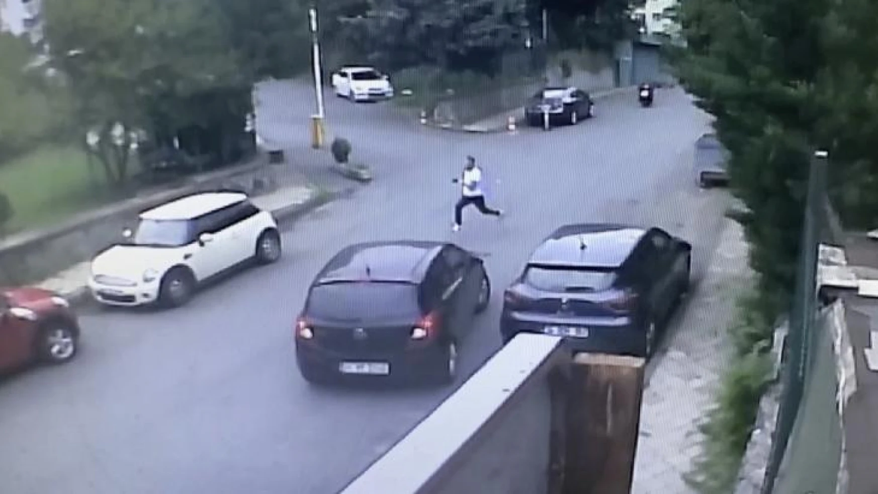 (Özel) İstanbul'da sokak ortasında yaşanan korkunç cinayet kamerada