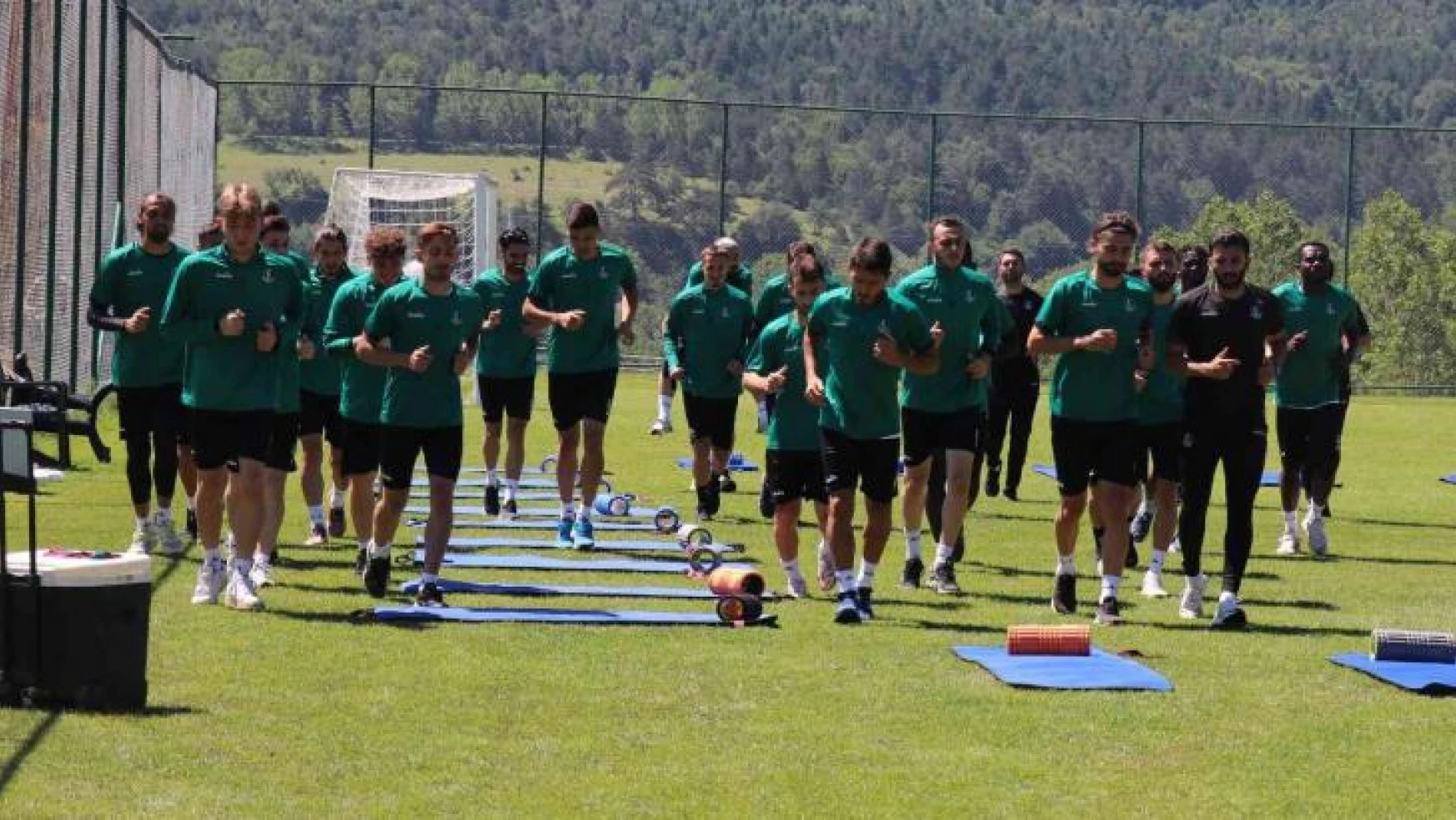Spor Toto 1. Lig'in yeni ekibi Sakaryaspor sezona hazırlanıyor