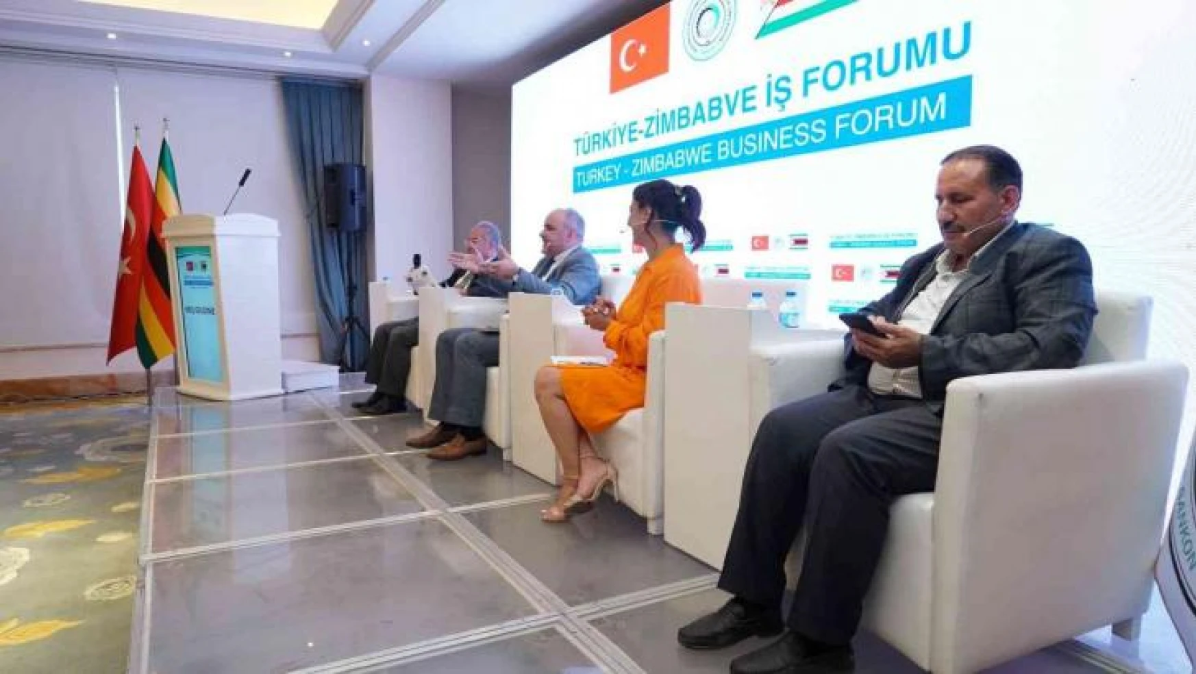 Türkiye-Zimbabve İş Forumu Ankara'da yapıldı