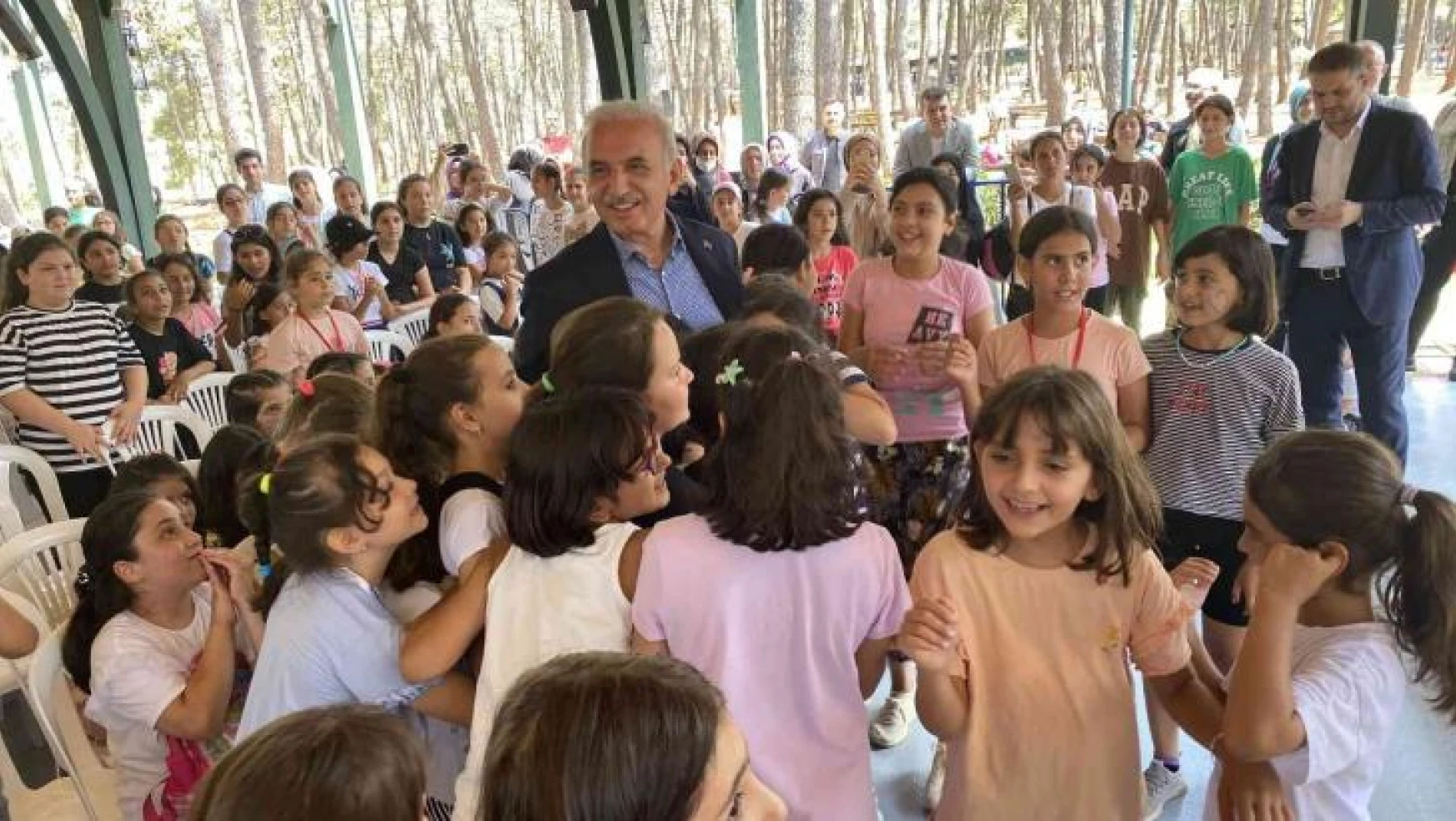 Ümraniye'de Yaz Kur'an Kursu öğrencileri piknik programında buluştu