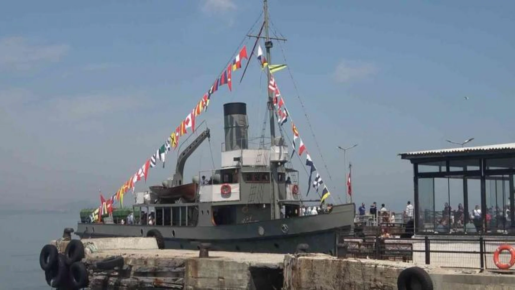 Yalova'da TCG Nusret Müze Gemisi'ne ziyaretçi akını