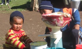 Su Samuru Yaylasında çocuk olmak