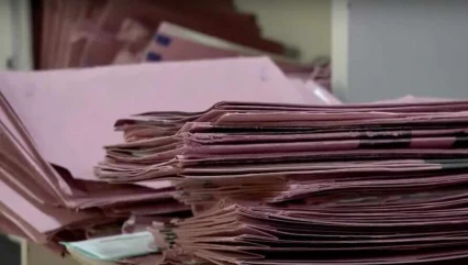 Suç örgütüne üye kamu görevlisine suçu bildirmeme gerekçesiyle ceza verilebilir mi?