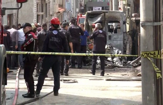 Bursa'da tek motorlu çağın düşmesi sonucu pilotlar Furkan Ökten ve Murat Avşar hayatını kaybetti.