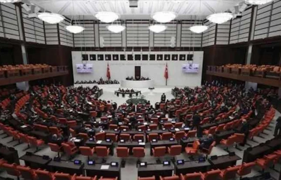 CHP: ÖMK, öğretmenlerin haklarını gaspetmektedir