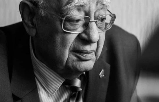 Kamudaki ücret çarpıklığı profesörleri çarptı