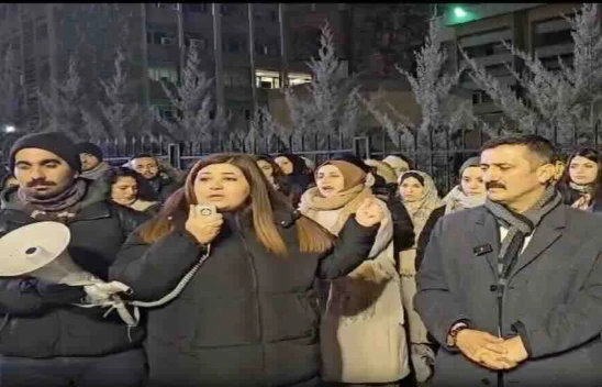MEB önünde eylemdeki mülakat mağduru öğretmenlere polis müdahalesi