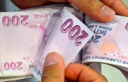 Milyonlarca memura müjde: Toplu sözleşme ikramiyesi TBMM'den geçti