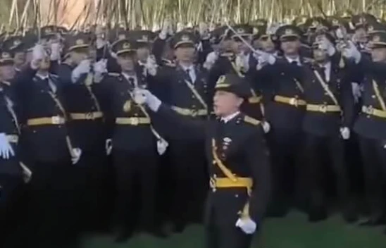 Teğmenlere ilişkin soruşturma konusunda AK Parti'den açıklama