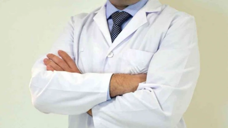 'Bel ve boyun fıtığına mikrocerrahiyle bir günde çözüm'