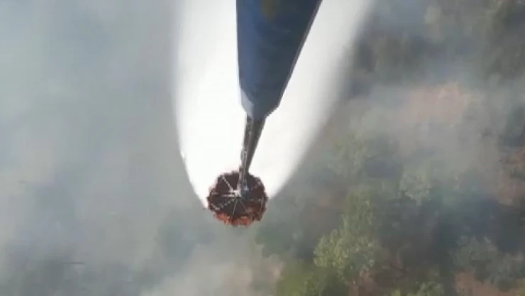 11 helikopter, 9 uçak alevlere müdahale ediyor