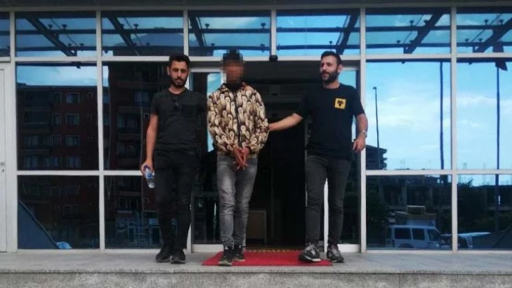 15 yaşındaki hırsızı parmak izleri ele verdi