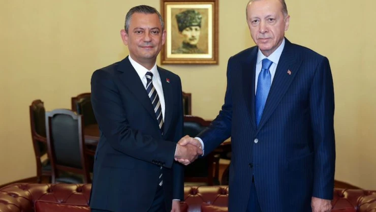 18 yıl sonra CHP Genel Merkezi'nde: Erdoğan-Özel görüşmesi 1,5 saat sürdü