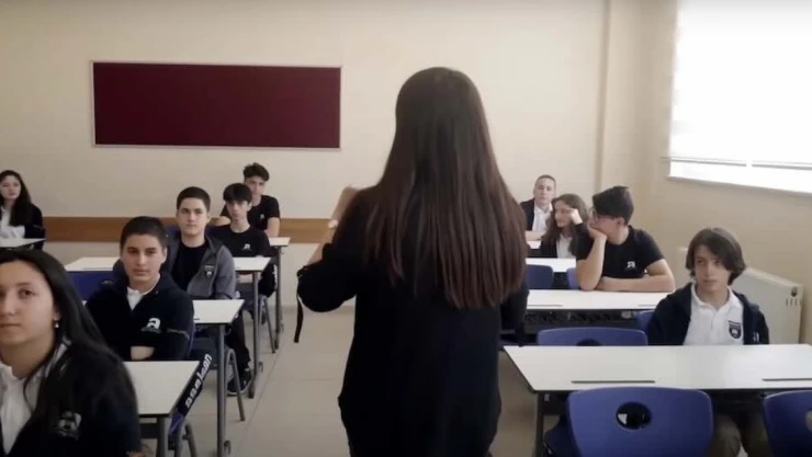 2025 kadro sayısı öğretmen adaylarını üzecek