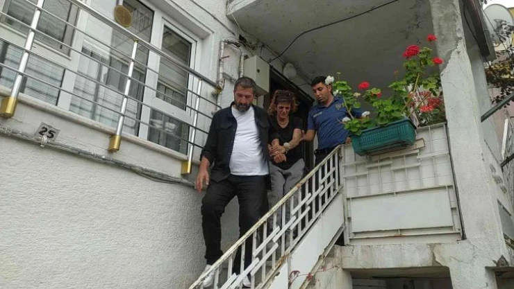 5 evi soyan kadın hırsız tabletten yapılan tespit sonucu çatıdan çatıya kaçarken yakalandı