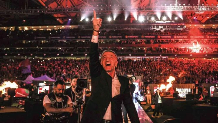 Ahmet Ağaoğlu: 'Şampiyonluğun arkasına sığnırsak hayatımızın hatasını yaparız'