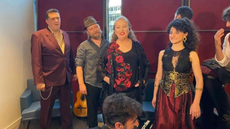 AKM'de Barcelona Gypsy Orchestra'nı konserine yoğun ilgi