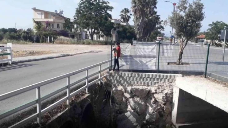 Antalya'da çocuklardan yürek ısıtan davranış