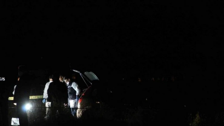 Antalya'da polis memuru aracında ölü bulundu