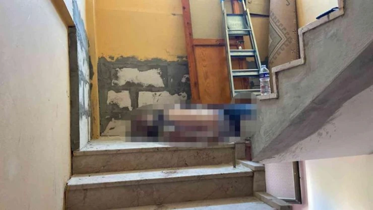 Apartmanda tadilat yaparken hayatını kaybetti