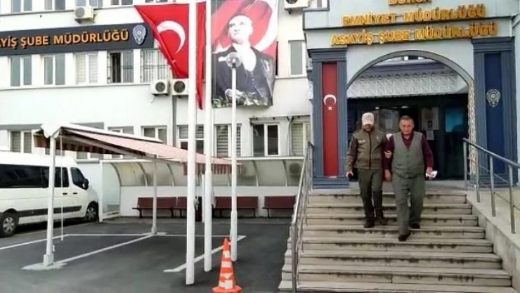 Atı aracına bağlayarak kilometrelerce koşturan şahsa gözaltı
