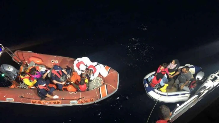 Ayvalık'ta 10 düzensiz göçmen yakalandı