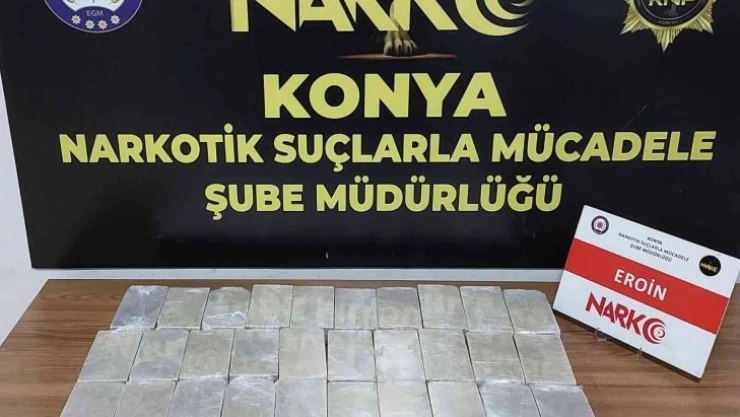 Bagajdan 15 kilo eroin çıktı